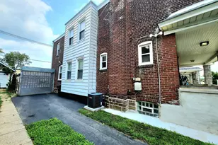 423 Knorr St, Philadelphia, PA 19111 - Photo 7