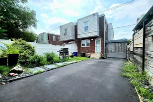 423 Knorr St, Philadelphia, PA 19111 - Photo 47