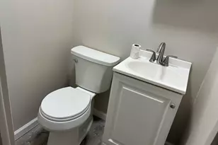 10222 Jeanes St, Philadelphia, PA 19116 - Photo 9
