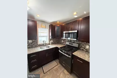 2438 S Bancroft Street, Philadelphia, PA 19145 - Photo 5