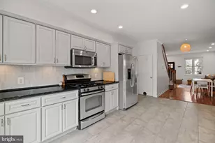 1018 S 22nd St, Philadelphia, PA 19146 - Photo 9