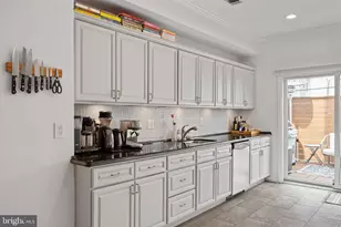 1018 S 22nd St, Philadelphia, PA 19146 - Photo 7