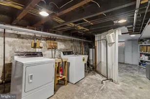 2426 E Indiana Ave, Philadelphia, PA 19134 - Photo 17