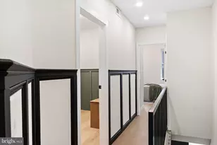 2117 Sears St, Philadelphia, PA 19146 - Photo 9