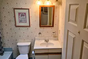 1036 Hazelwood Dr, Philadelphia, PA 19150 - Photo 17