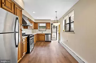 2440 S Hutchinson St, Philadelphia, PA 19148 - Photo 5