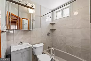 2440 S Hutchinson St, Philadelphia, PA 19148 - Photo 9