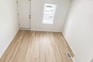 2669 Sepviva St, Philadelphia, PA 19125 - Photo 5