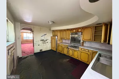 2121 Mifflin, Philadelphia, PA 19145 - Photo 9