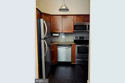 1832 Green Street #1F, Philadelphia, PA 19130 - Photo 3