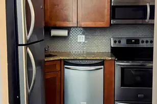 1832 Green St, Philadelphia, PA 19130 - Photo 3