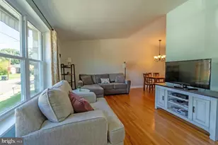 7657 Fillmore St, Philadelphia, PA 19111 - Photo 9