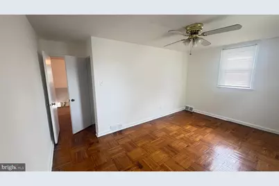 6527 N 10th Street, Philadelphia, PA 19126 - Photo 11