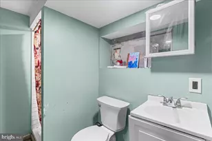 5118 N 11th St, Philadelphia, PA 19141 - Photo 9