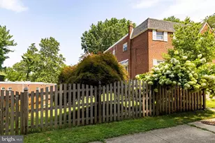 6551 Lawnton St, Philadelphia, PA 19128 - Photo 3