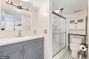 770 S 3rd St, Philadelphia, PA 19147 - Photo 7