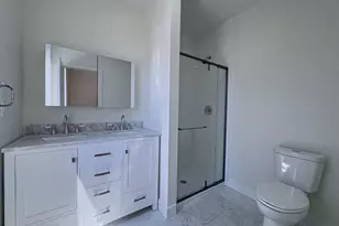 2013 Green St, Philadelphia, PA 19130 - Photo 3