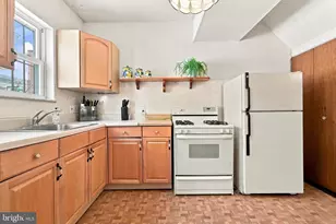 1217 Durfor St, Philadelphia, PA 19148 - Photo 9