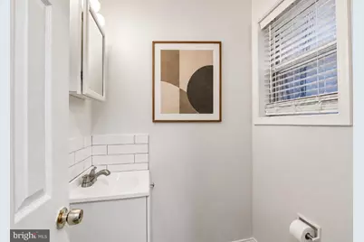 2427 E Indiana Avenue, Philadelphia, PA 19134 - Photo 7