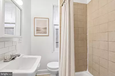 2427 E Indiana Avenue, Philadelphia, PA 19134 - Photo 19