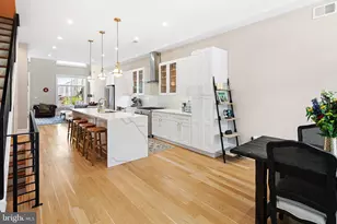 2525 Brown St, Philadelphia, PA 19130 - Photo 3