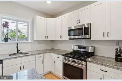 2211 Titan Street, Philadelphia, PA 19146 - Photo 17