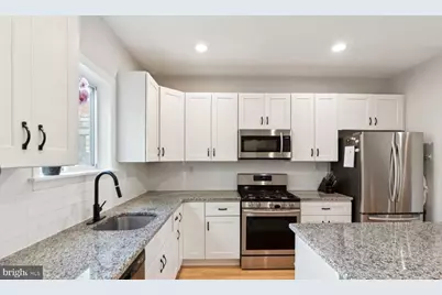 2211 Titan Street, Philadelphia, PA 19146 - Photo 15