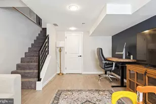 2211 Titan St, Philadelphia, PA 19146 - Photo 25