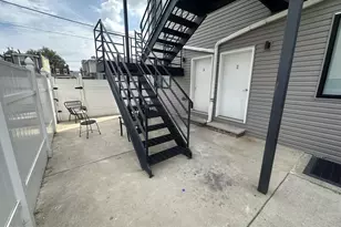 817 N 42nd St, Philadelphia, PA 19104 - Photo 5