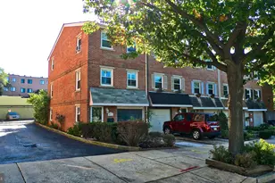 815 N 29th St, Philadelphia, PA 19130 - Photo 1
