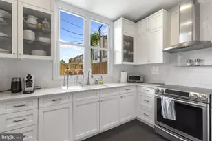 331 E Thompson St, Philadelphia, PA 19125 - Photo 13