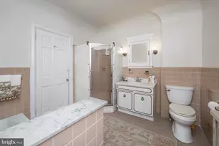 438 E Sedgwick St, Philadelphia, PA 19119 - Photo 17