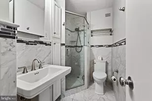 2601 Pennsylvania Ave, Philadelphia, PA 19130 - Photo 29