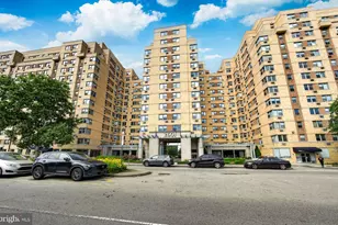 2601 Pennsylvania Ave, Philadelphia, PA 19130 - Photo 3