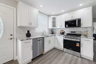 1705 Benson St, Philadelphia, PA 19152 - Photo 15