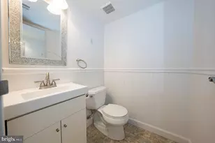 253 Shawmont Ave, Philadelphia, PA 19128 - Photo 15