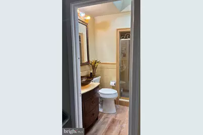 426 E Slocum Street E, Philadelphia, PA 19119 - Photo 19