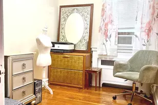 426 E Slocum Street E, Philadelphia, PA 19119 - Photo 11