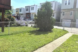 426 E Slocum Street E, Philadelphia, PA 19119 - Photo 15