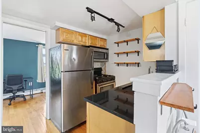 2102 Christian Street #C, Philadelphia, PA 19146 - Photo 7