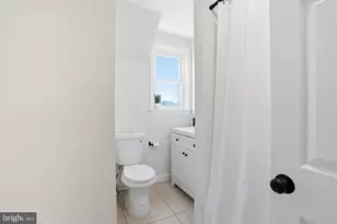 917 Oakmont St, Philadelphia, PA 19111 - Photo 25