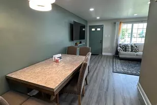 7837 Lawndale Ave, Philadelphia, PA 19111 - Photo 5