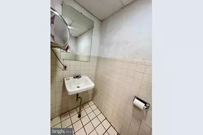 1019 W Sedgley Avenue, Philadelphia, PA 19140 - Photo 63