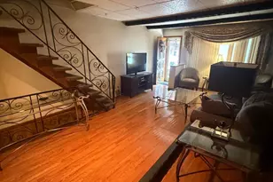2642 S Iseminger St, Philadelphia, PA 19148 - Photo 1
