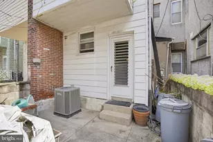 2642 S Iseminger St, Philadelphia, PA 19148 - Photo 3