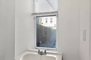 1338 S Dover St, Philadelphia, PA 19146 - Photo 9