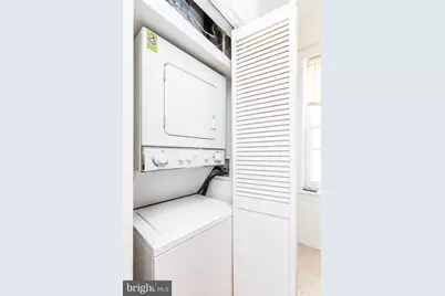 1712 Wallace Street #202, Philadelphia, PA 19130 - Photo 9