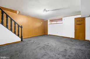 7456 Rhoads St, Philadelphia, PA 19151 - Photo 33