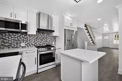 807 N 42nd Street, Philadelphia, PA 19104 - Photo 13