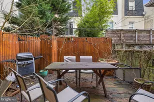 2229 St Albans St, Philadelphia, PA 19146 - Photo 11